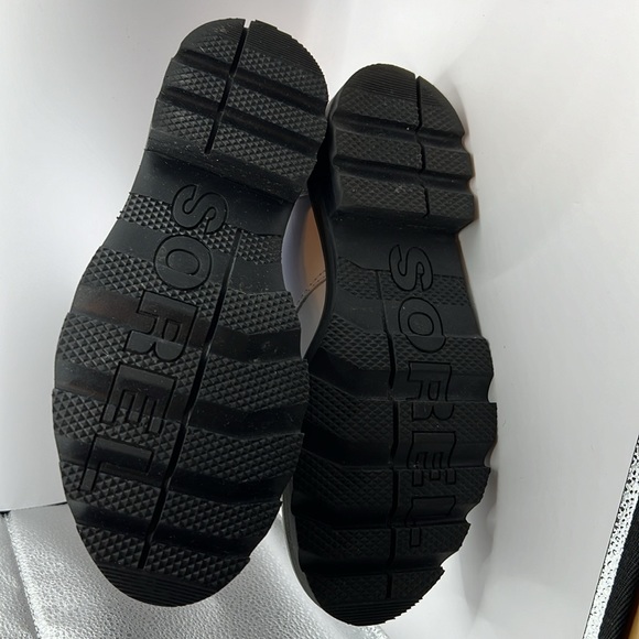 Sorel Women’s Lennox Leather Lace Boots size 9 NWB - Picture 9 of 13